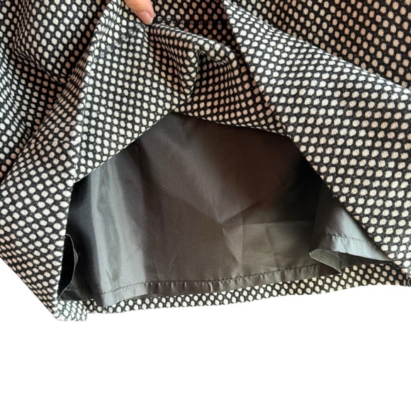 NWOT TALBOTS Black and White Polka Dot Wool Button Preppy Skirt Size 8 - Picture 5 of 8